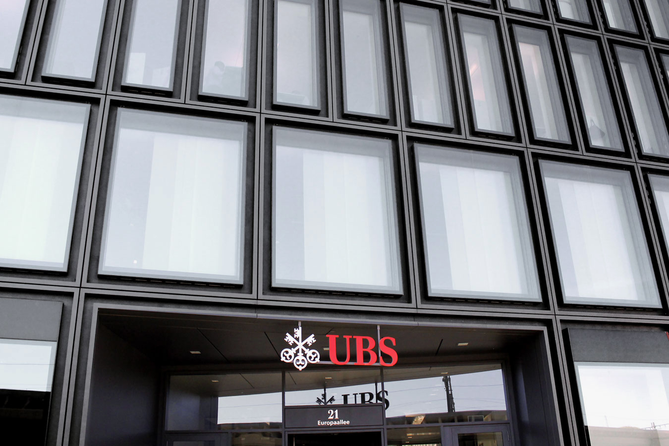 Ubs-europaallee_08